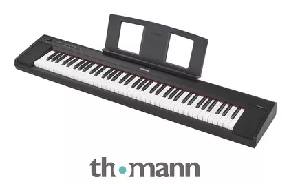 Yamaha NP-35 Piaggero Black